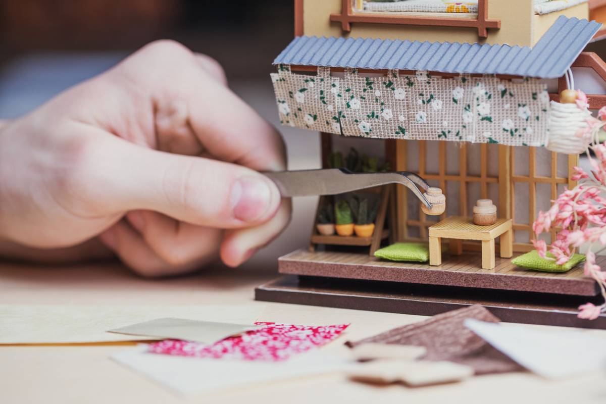 Les éléments essentiels pour aménager votre maison miniature