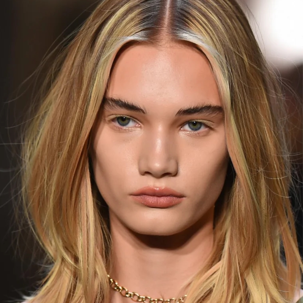 coupe cheveux mi long dégradé