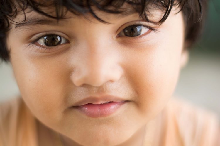 Comment se former au massage bébé?