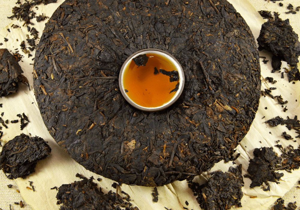 Thé Puerh brut et Puerh mûr : quelle différence ?
