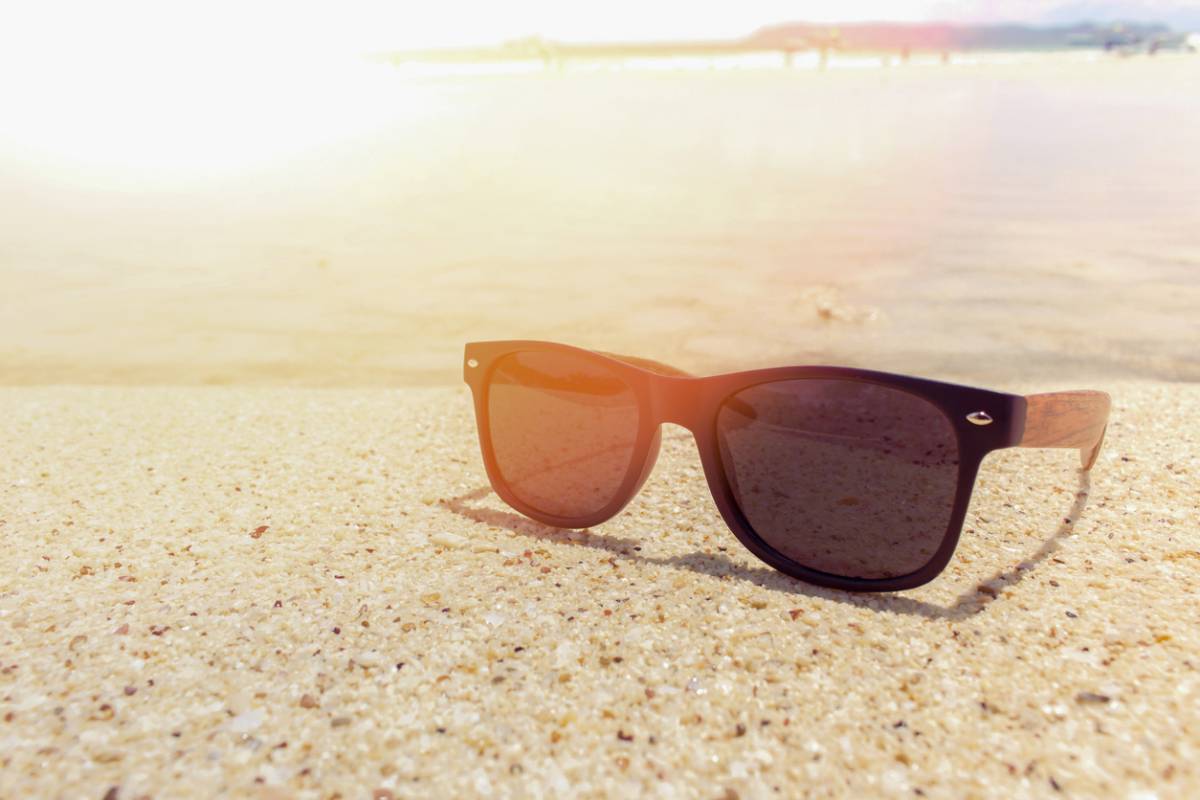 Les lunettes de soleil en bois : tendance !