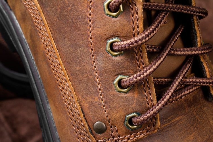 Comment nettoyer des chaussures en daim ?