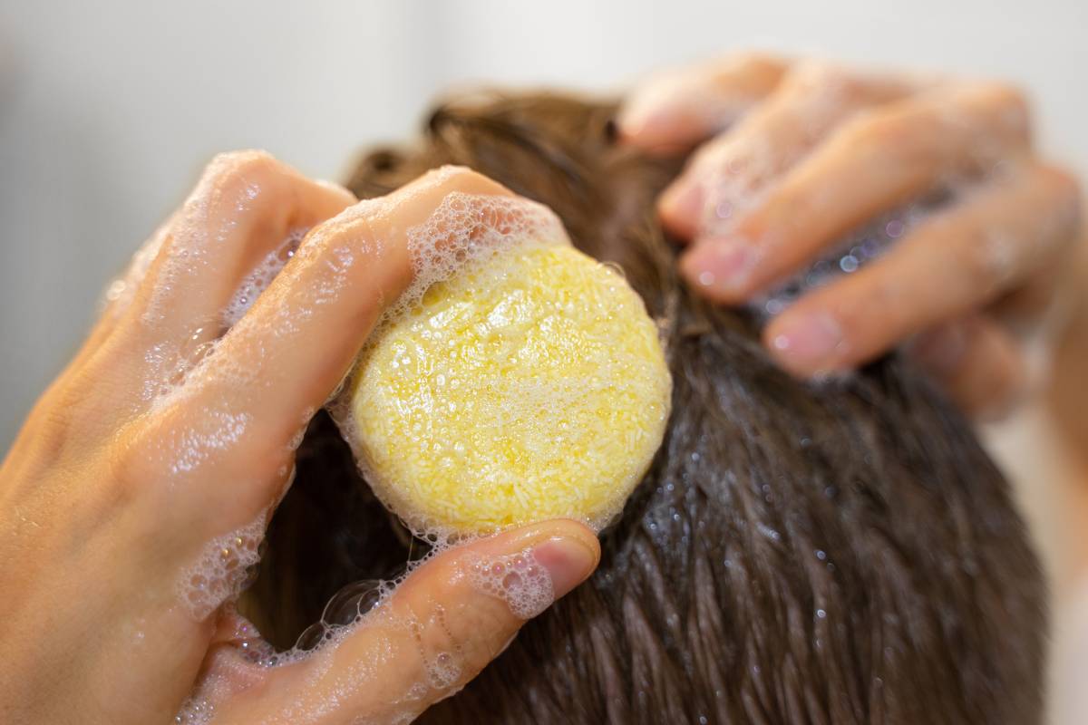 Comment choisir le shampoing solide adapté à votre type de cheveux ?