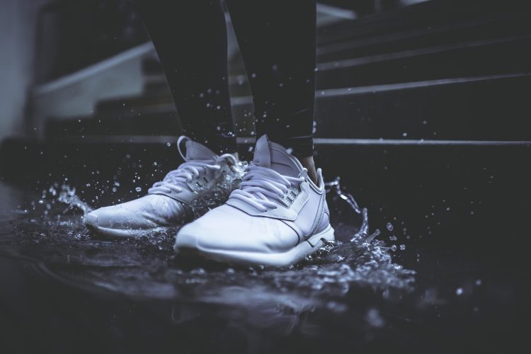 Nettoyer des baskets blanches : nos conseils