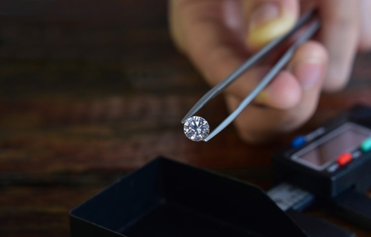 3 raisons d’opter pour des bijoux sur-mesure