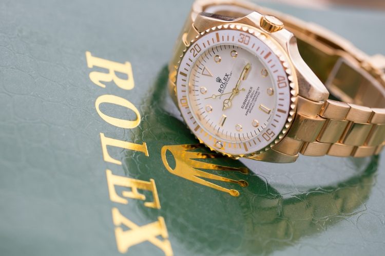 Comment choisir une montre de luxe d’occasion?