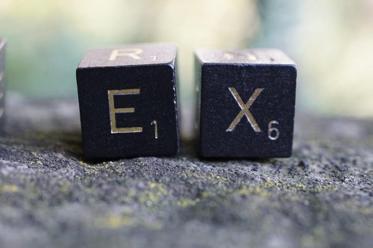 8 signes que vous n’avez pas oublié votre ex !