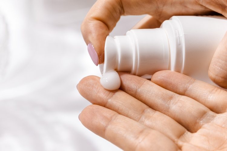 Cosmétiques multiusages : limitez le gaspillage !