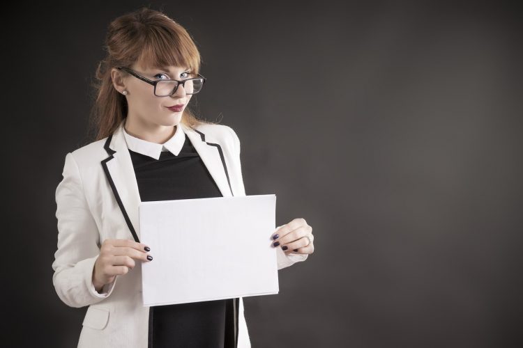 Ayez l’air plus stylée au bureau avec ces conseils