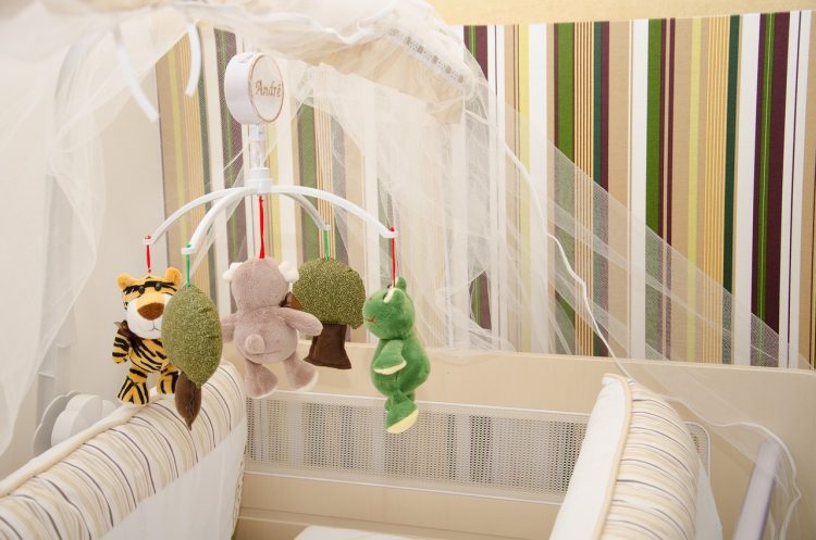 Les conseils pour bien choisir le lit de son bébé