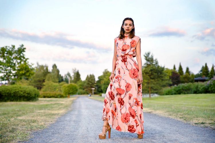 robes coupes à la mode