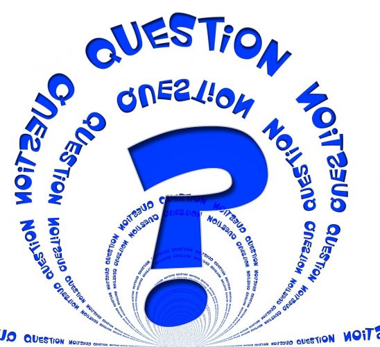 10 questions « Vérité ou Action » à poser à votre petit ami !