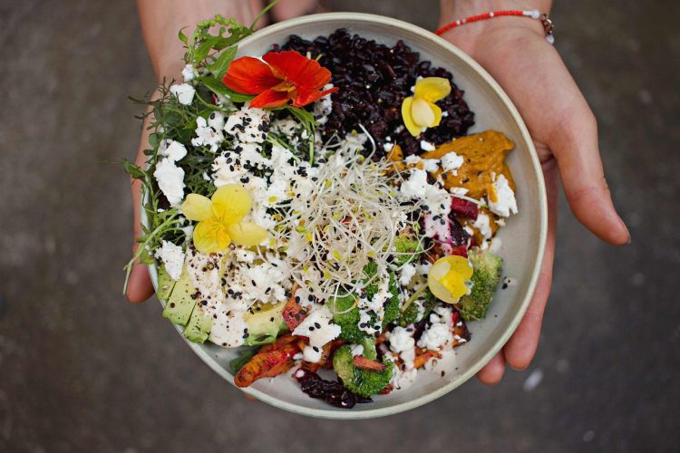 6 conseils pour vous aider à manger sainement en vacances