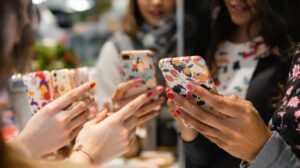 Tendances saisonnières dans les coques de téléphone