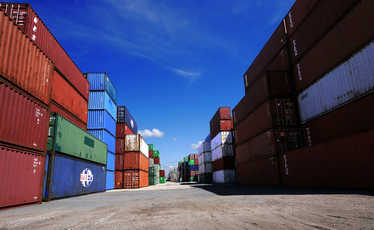 Aménager un container maritime en studio : bonne ou mauvaise idée ?