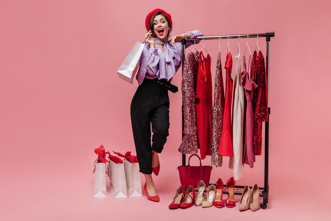 La révolution du prêt-à-porter femme : les secrets du luxe dévoilés