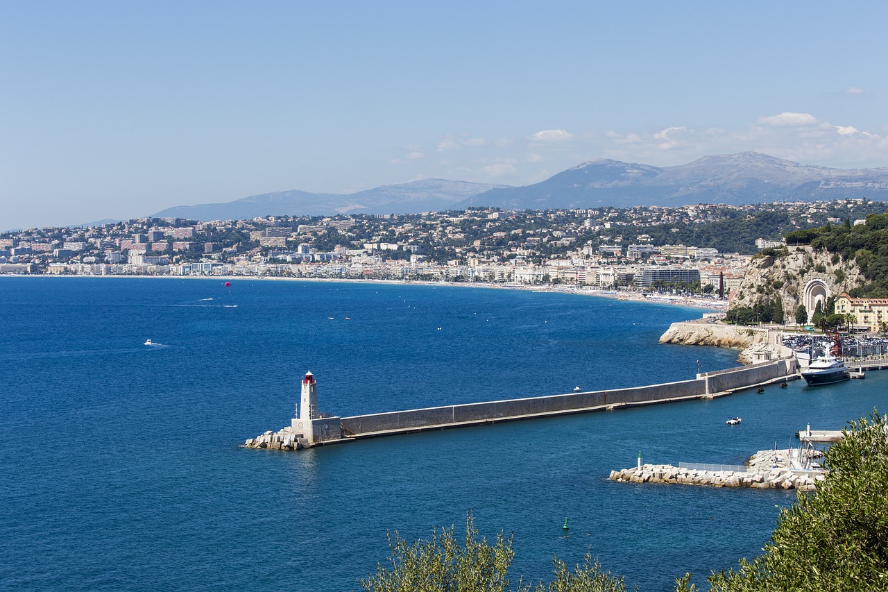 Escapade en camping-car : à la découverte de la Côte d’Azur de Nice à Marseille