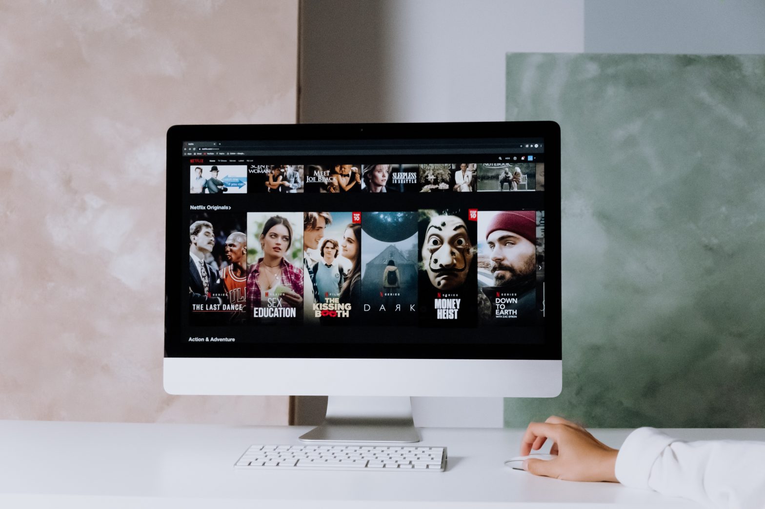 3 séries parfaites à regarder pendant votre dimanche de farniente 