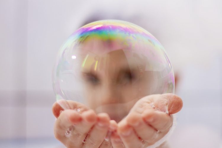 Recette des barres de bain à bulles : Faites vos propres barres de bain moussantes naturelles !