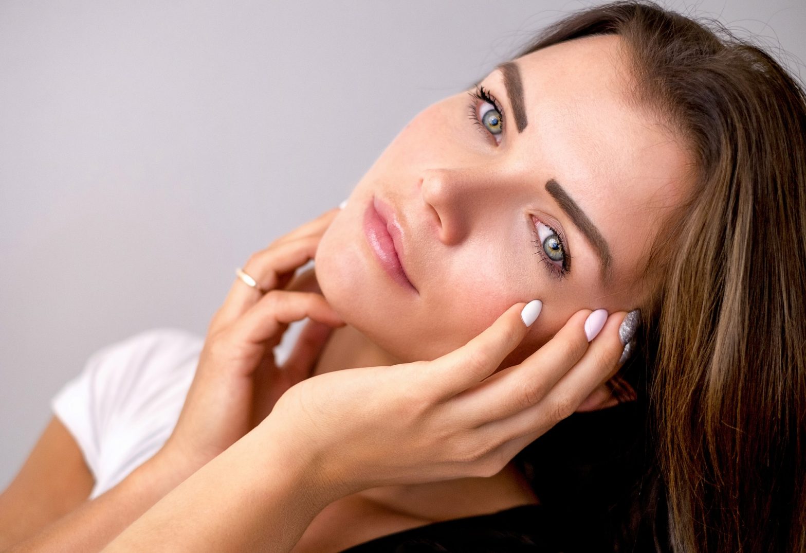 Conseils d’une jeune femme de 20 ans : des moyens naturels pour avoir une peau éclatante à cette époque de l’année 
