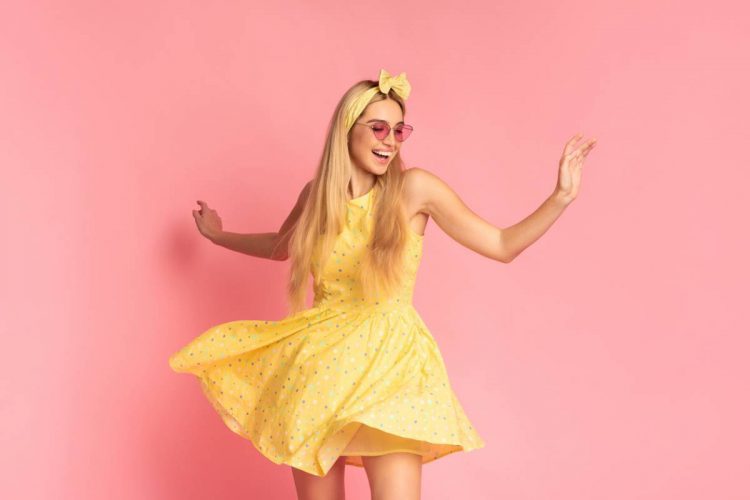 Robe : quelles coupes à la mode pour l’été 2022 ?