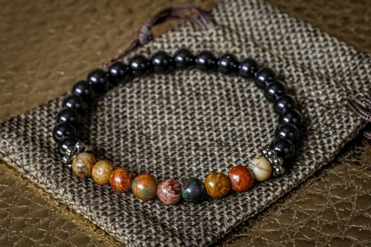 Les 6 meilleures raisons de porter des bracelets en pierre
