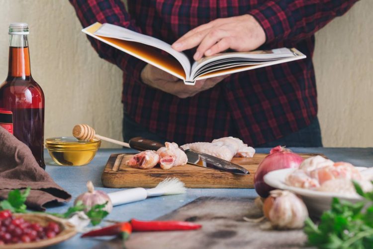 offrir un livre de cuisine