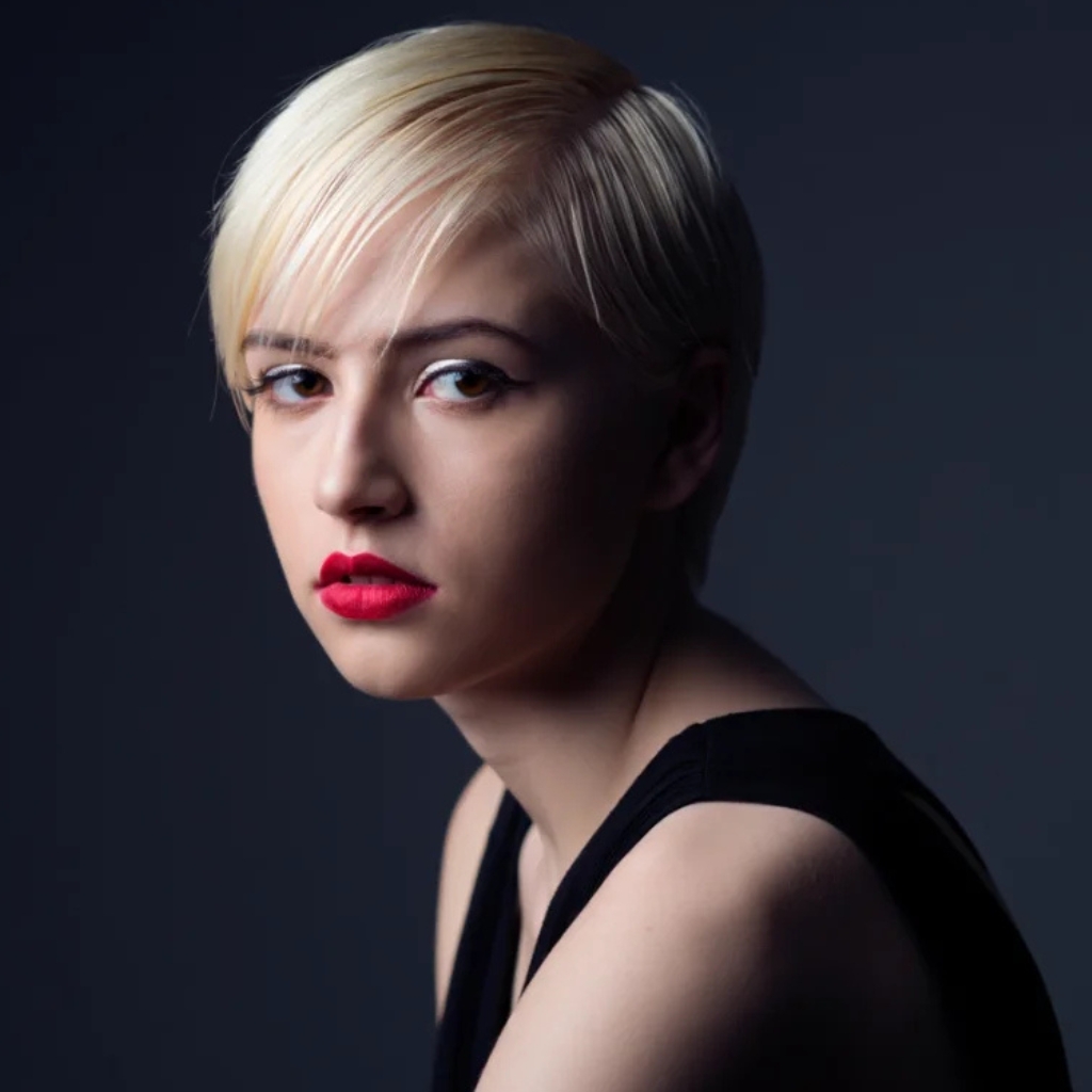 carré plongeant court