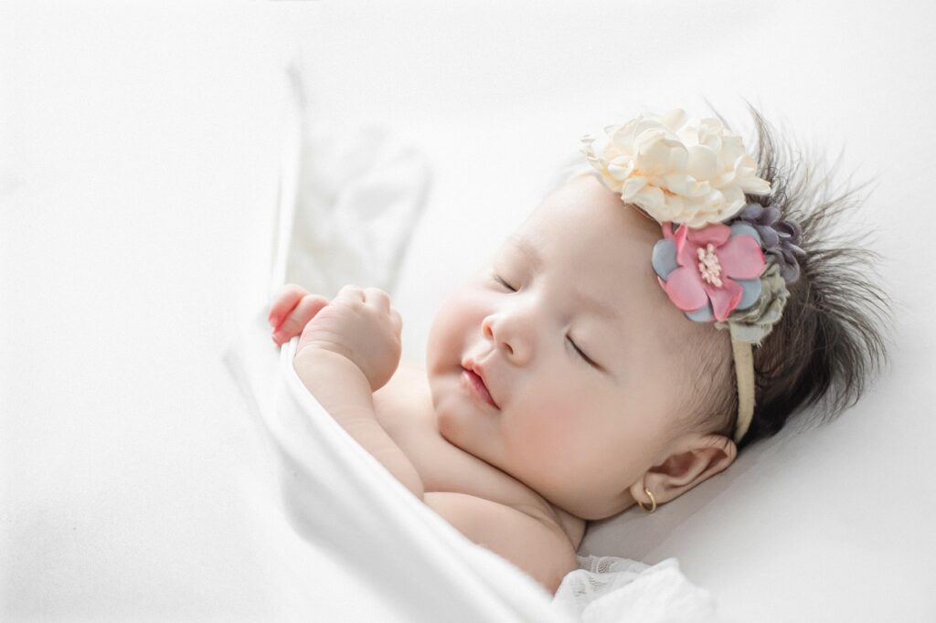 4 conseils pour choisir des boucles d'oreilles pour bébé